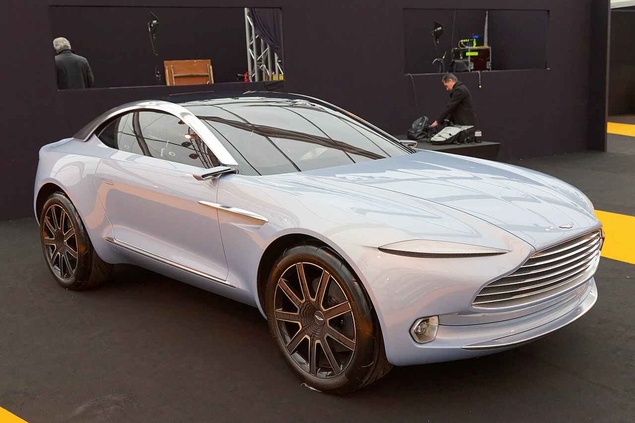 Aston Martin DBX Concept 2015