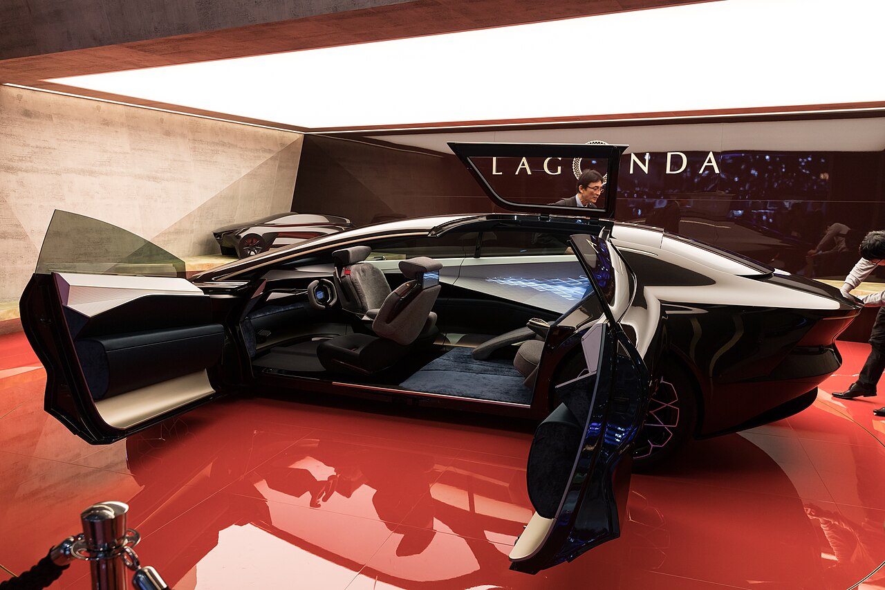 Aston Martin Lagonda Vision Concept 2018