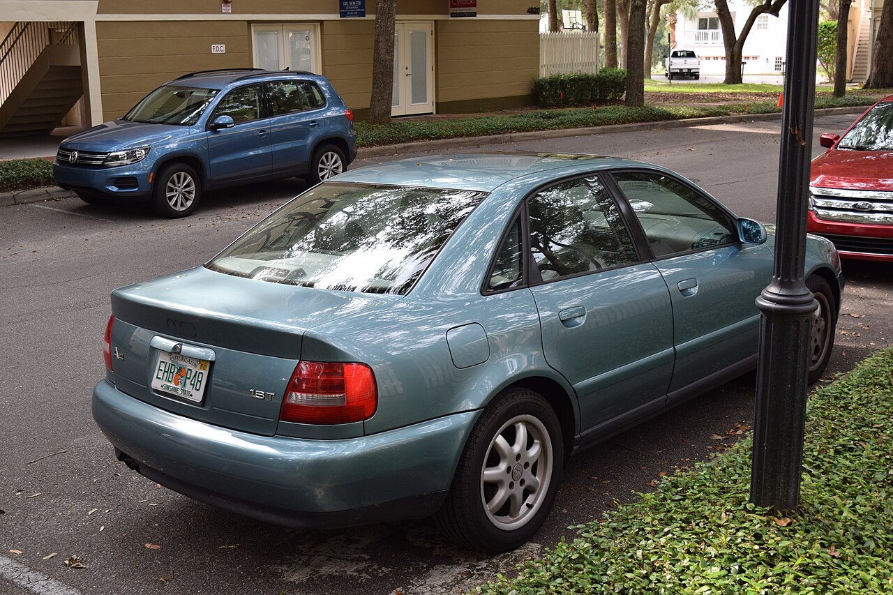 Audi A4 B5 1994
