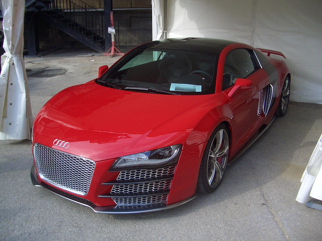 Audi R8 Le Mans Concept 2005
