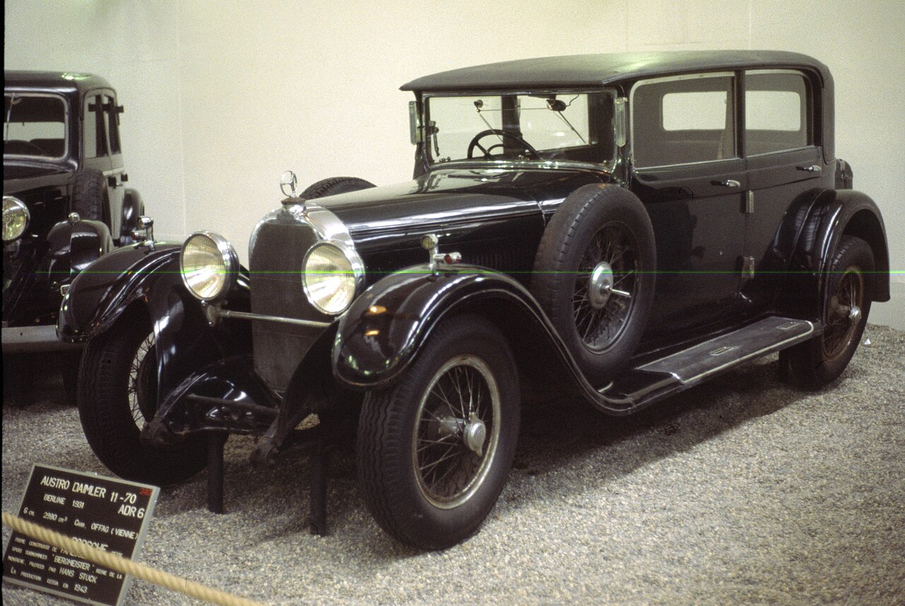 Austro-Daimler type ADR 6 sedan 1931