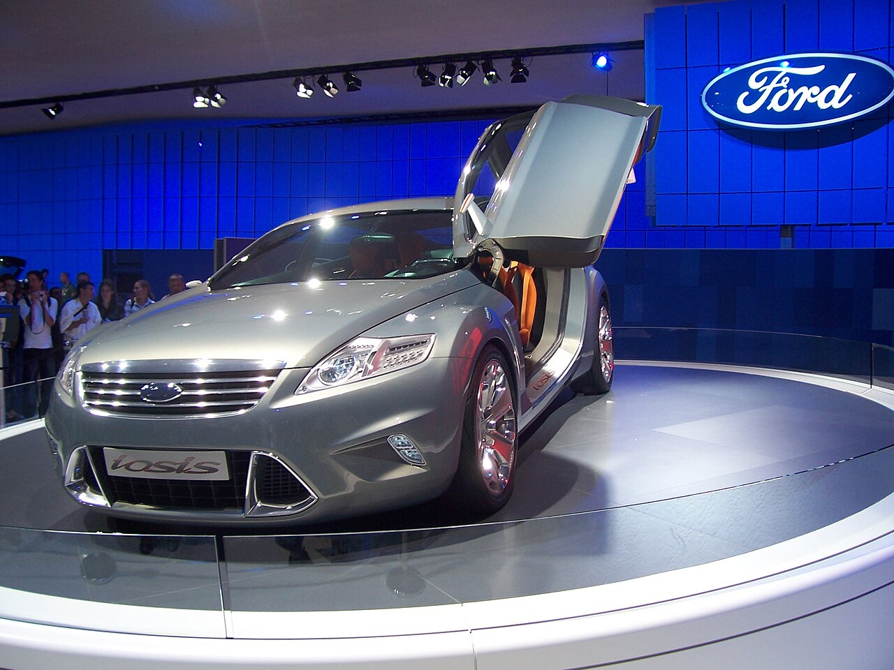Ford Iosis 2005