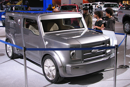 Ford SYNus 2005