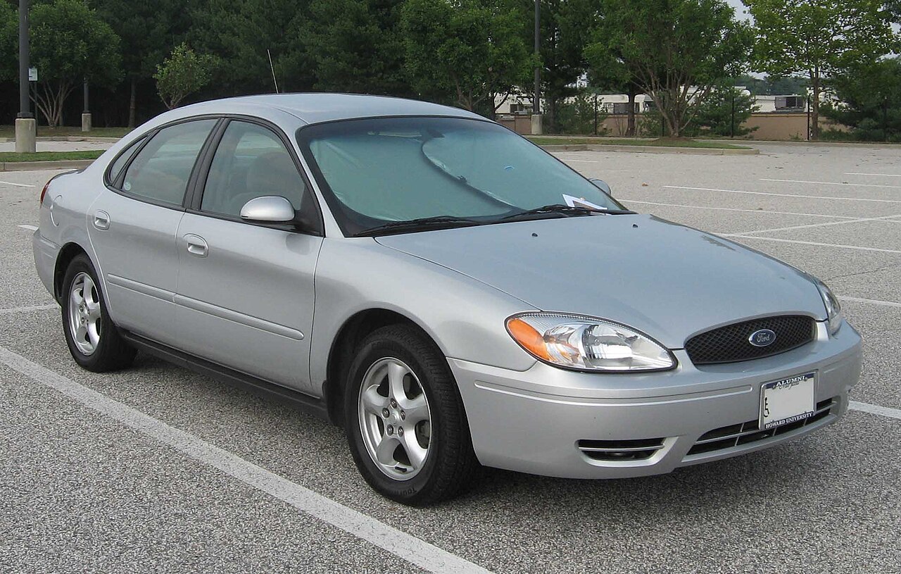 Ford Taurus 4th generation 2000