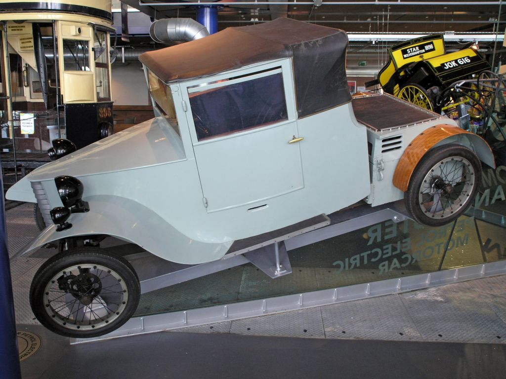 Lanchester petrol-electric car 1927