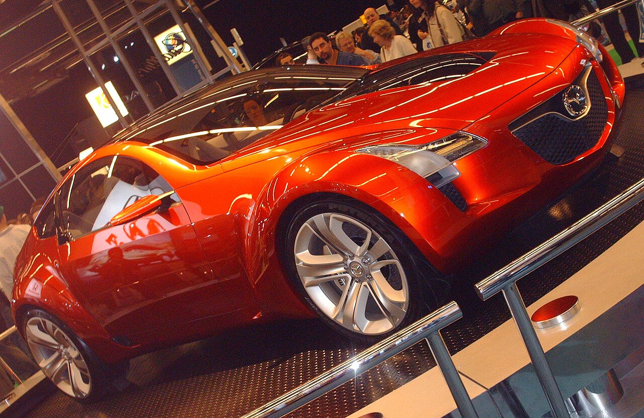 Mazda Kabura 2005