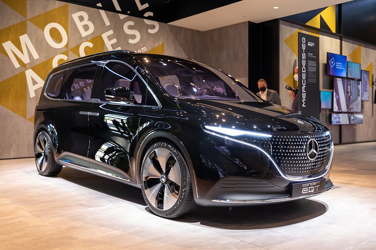 Mercedes-Benz EQT 2021