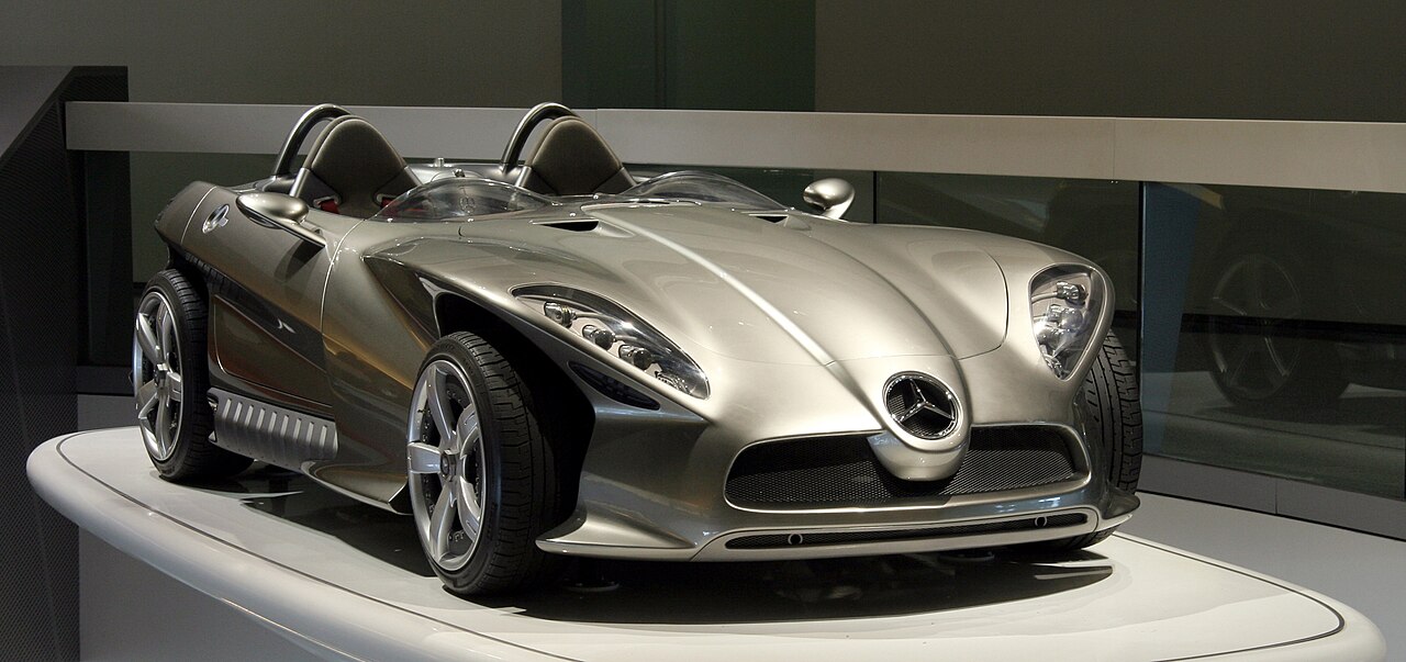 Mercedes-Benz F400 2005