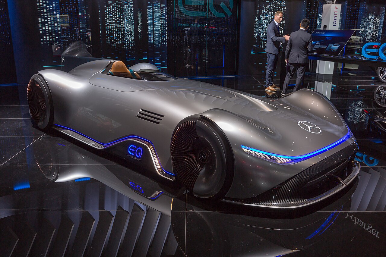 Mercedes-Benz Vision EQ Silver Arrow 2018