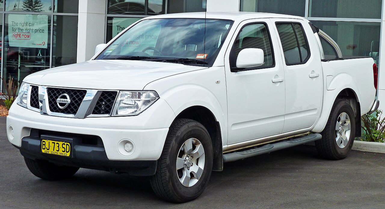 Nissan Navara D40 2004