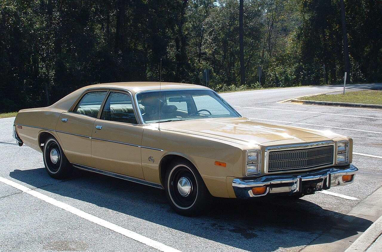 Plymouth Fury B-body 1975