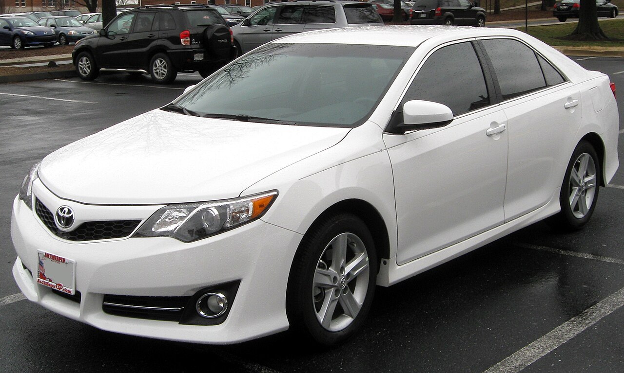 Toyota Camry (XV50) 2011