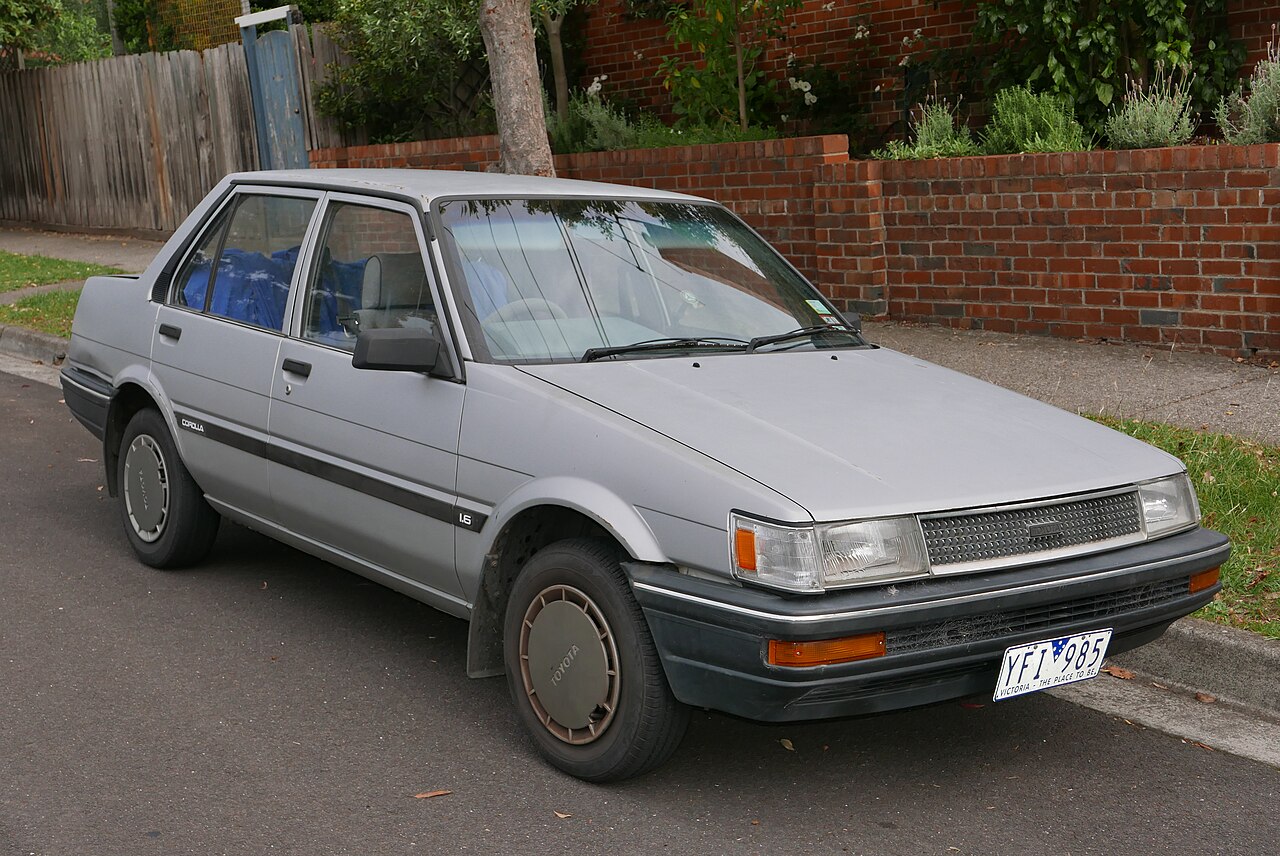 Toyota Corolla E80 1983