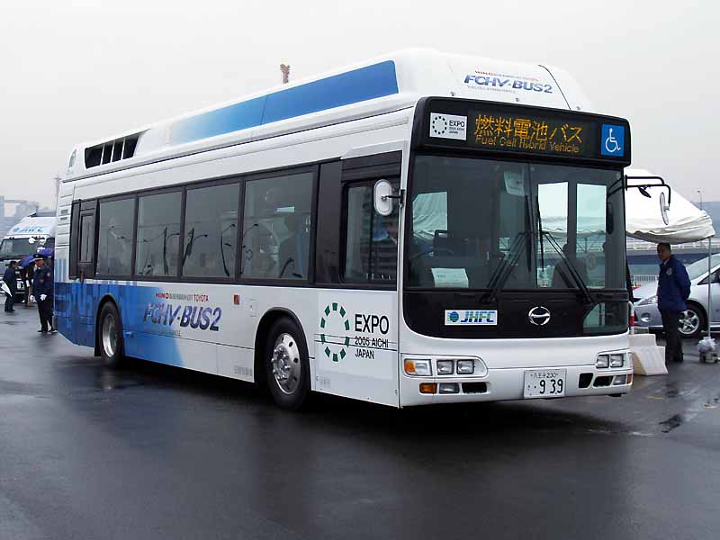Toyota FC Bus 2017