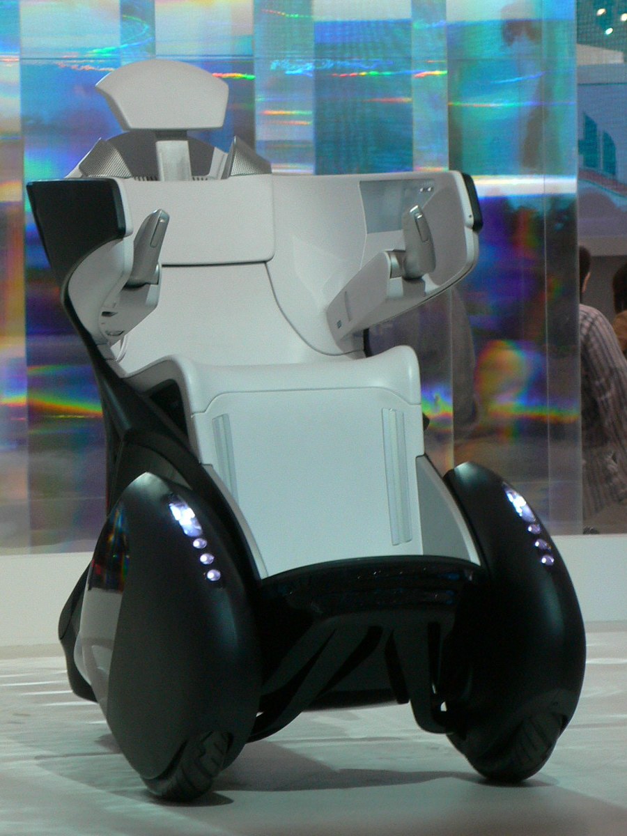 Toyota i-REAL 2005
