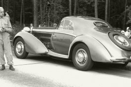 An impressive highlight of the new exhibition at the Audi museum mobile: A replica of the “Manuela”, a Horch 853 Coupé. In 1937, Auto Union had this luxury car made for Bernd Rosemeyer, its most famous racing car driver.