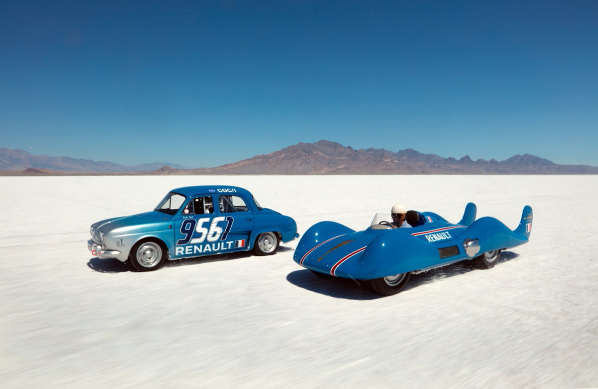 60TH ANNIVERSARY - ETOILE FILANTE AND RENAULT DAUPHINE ON THE SALT LAKE