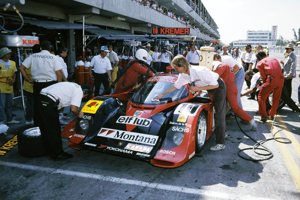 964885_07.10.1990, Porsche 962 C, Bernd Schneider, Tomas Lopez, 480-kilometre race of Mexico City