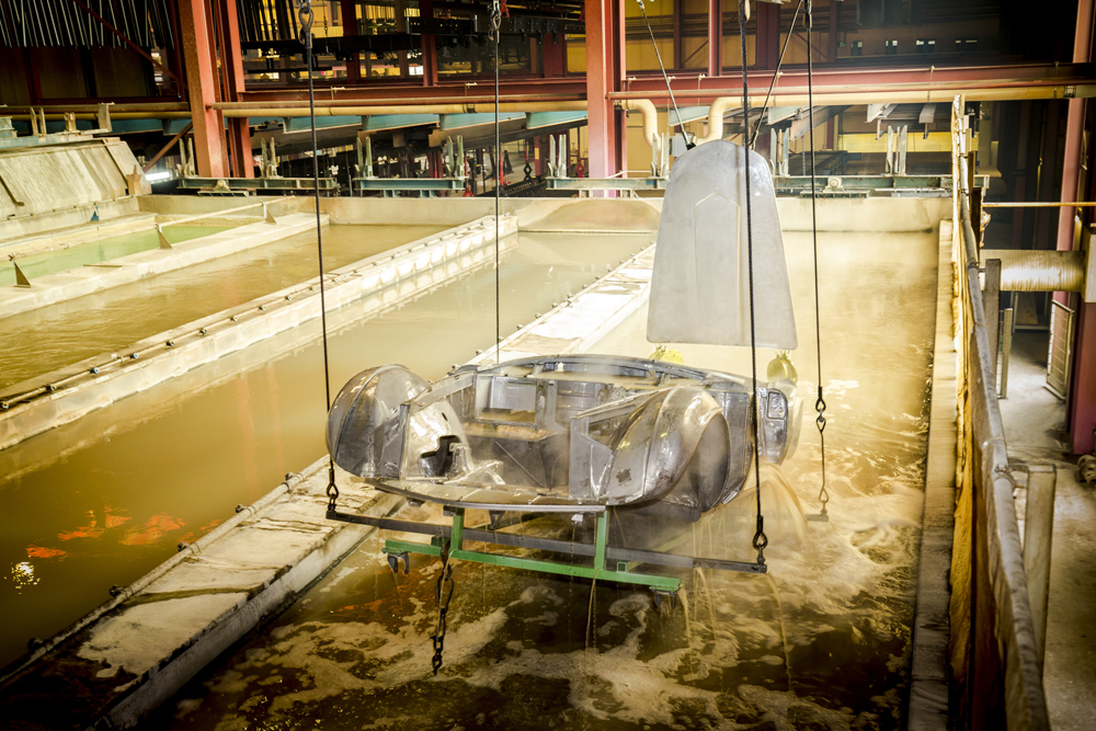 P90229706_highRes_restoration-of-elvis