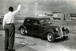 CA  Rio de Janeiro (RJ) 25/08/1952 Polícia / Homicídios - Afrânio Arsênio de Lemos, bancário assassinado na Ladeira do Sacopã. Foto Arquivo
