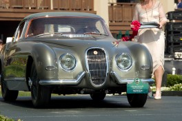 1426727_1954 Jaguar XK120 SE slider