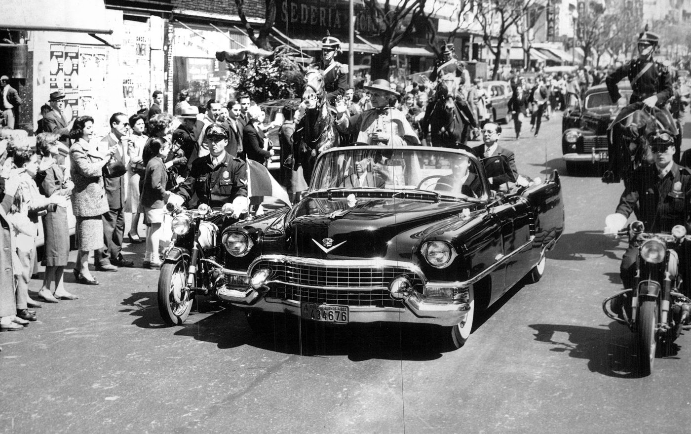 El Cadillac presidencial y el Cardenal Cento