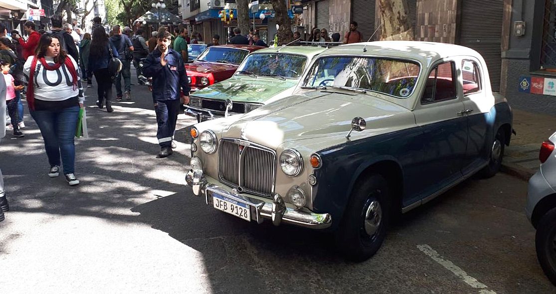 WhatsApp Image 2018-10-06 (4)slider