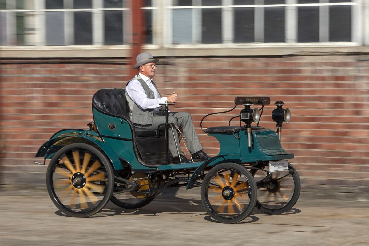 1899 Opel Patentmotorwagen System Lutzmann - Opel Classic Collection
