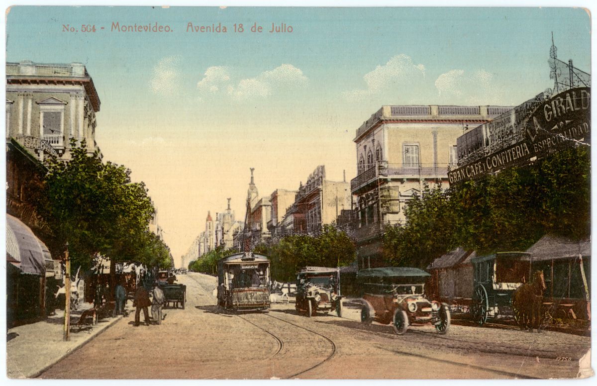 Uruguay_Montevideo_Avenida 18 de julio 1910 web
