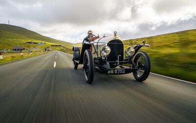 Bentley celebró el centenario de su victoria en la Isla de Man